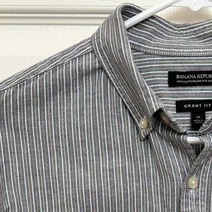 Banana Republic - 100% Cotton Stretch Oxford - Grant Fit - Button Down Shirt